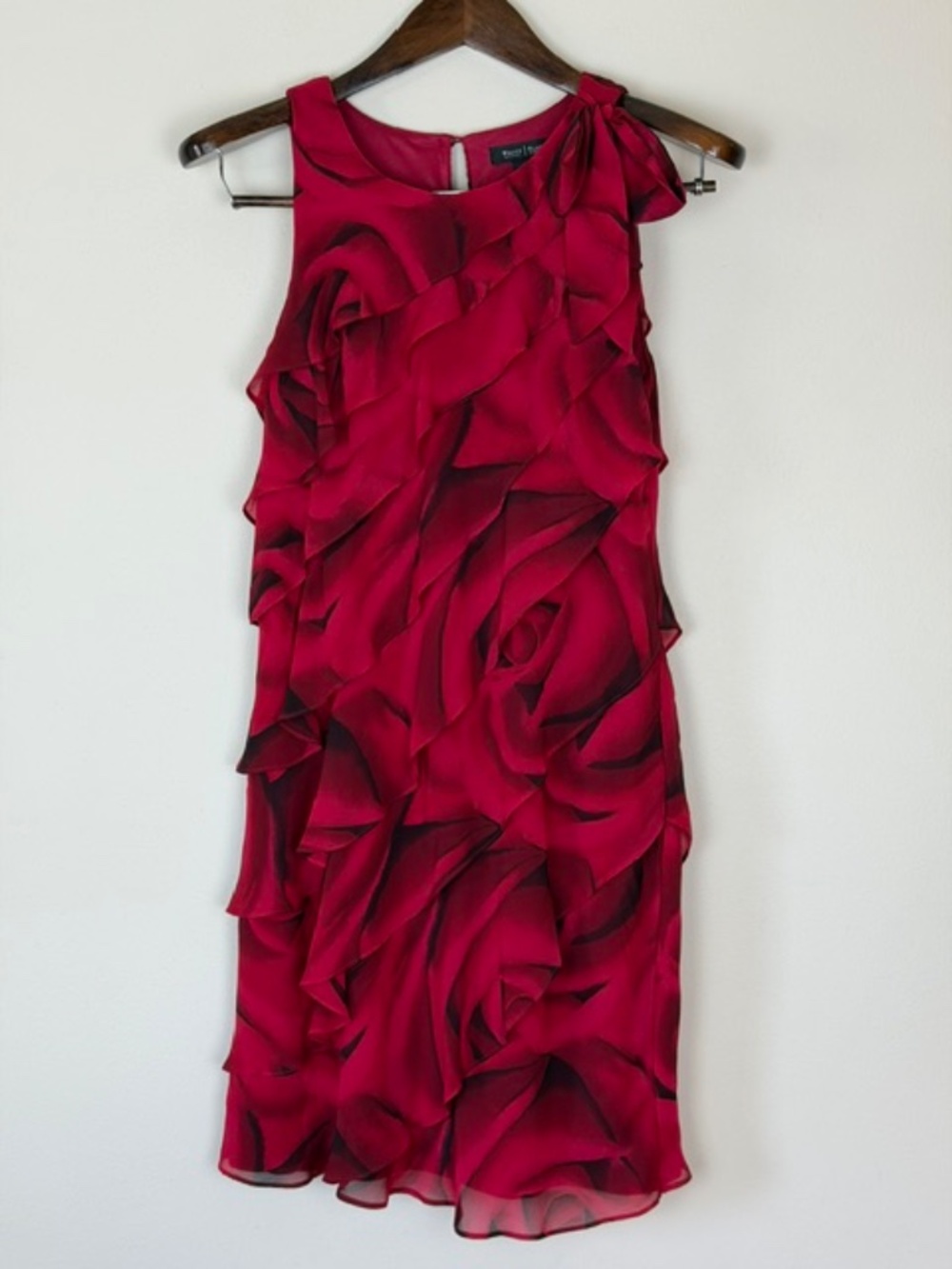 White House Black Market Flirty Floral Sleeveless Red Ruffle Dress Size Small